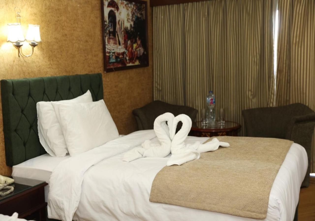 Nile Cruise Al Nabiltan Every Saturday From Luxor 4 Nights & Every Wednesday From Aswan 3 Nights Al Karnak Exterior foto